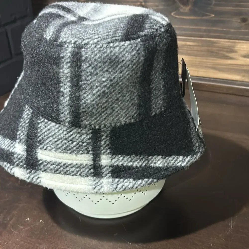 NWT New H&M Black White Plaid Soft Bucket Hat Size XS/S